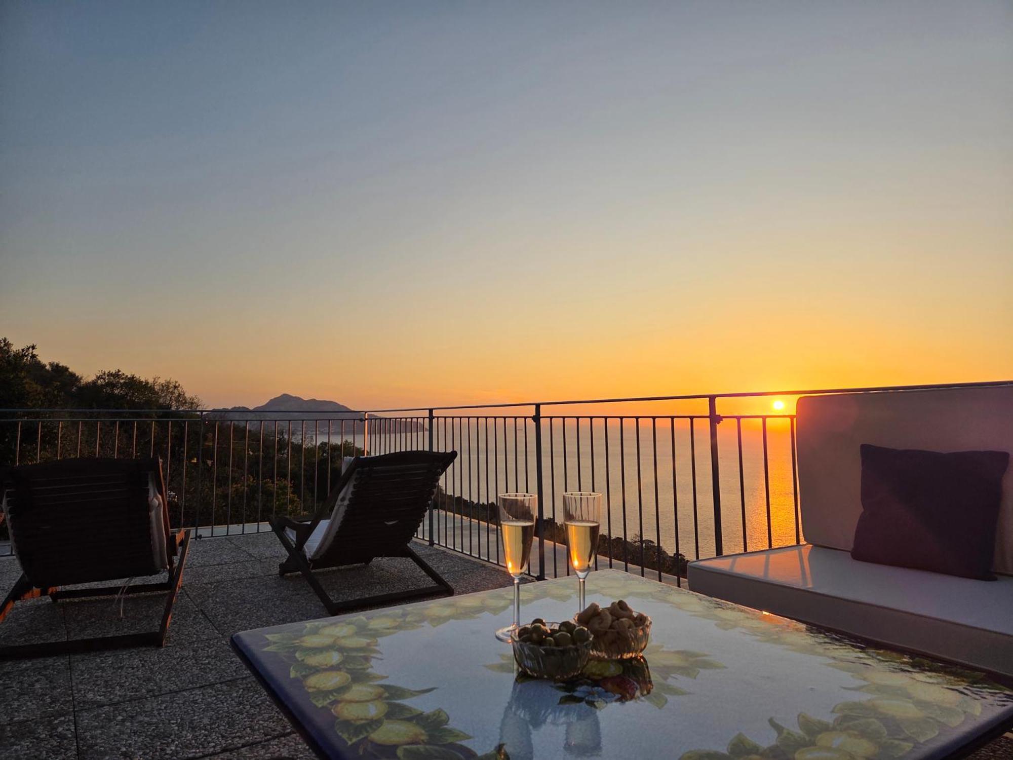 Sun & Relax, Relaxing Location With Seaview Villa Massa Lubrense Dış mekan fotoğraf